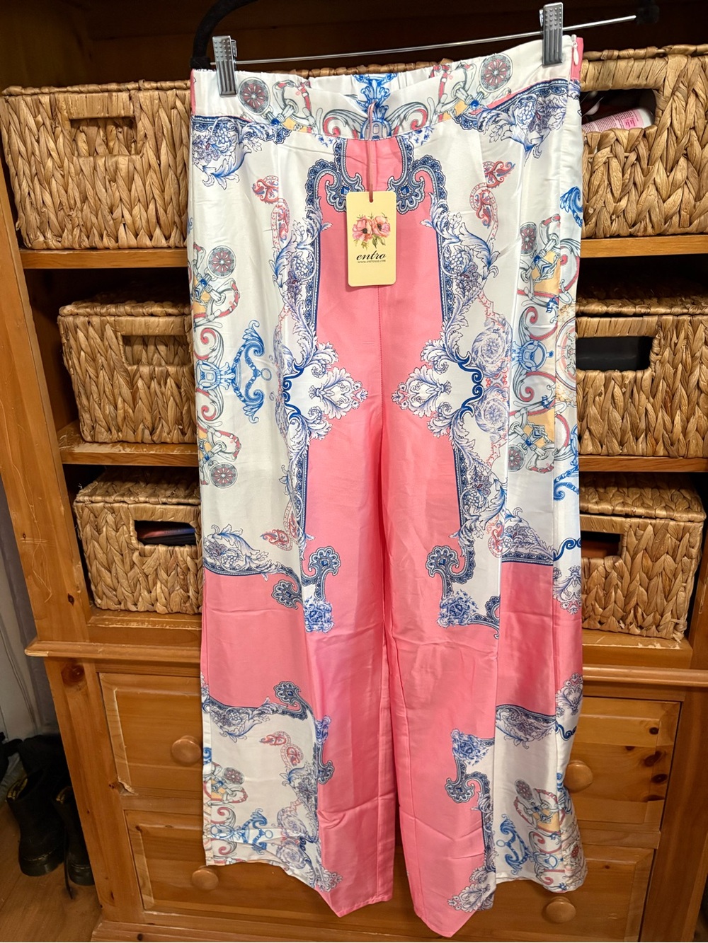 entro Pink, White & Blue Printed Wide-Leg Pants